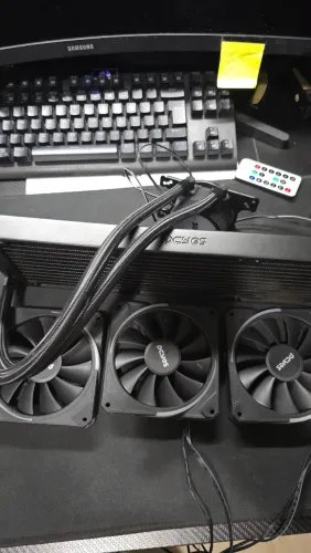 Water cooler RGB Pcyes Sangue frio 360mm (leia a descrição)