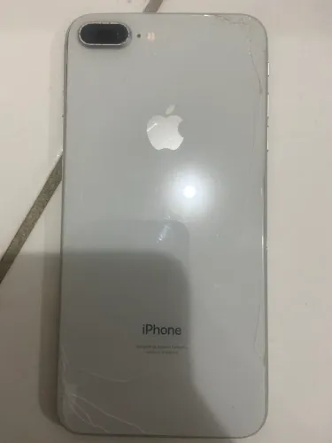 iPhone 8 Plus 