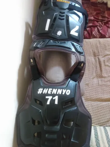 Vende-se colete IMS preto em bom estado pra vender logo
