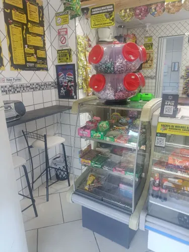 Lanchonete Montada 6.900 reais (para Retirar do local) 12x de 690 Vendo os Móveis Completo