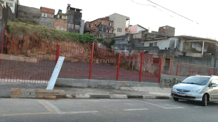 Terreno com 840 m2 em Franco da Rocha - Sp