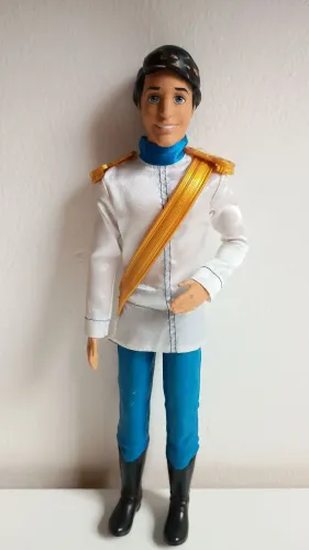 Boneco Príncipe Eric disney - pequena sereia <br>R$ 103,20 na 1ª compra