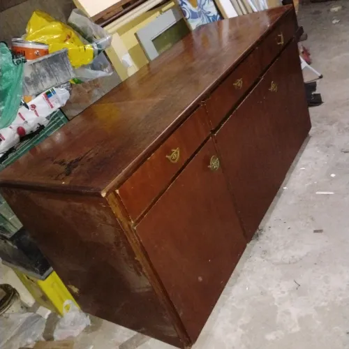 Balcão de madeira 