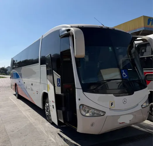 Irizar Mercedes o500R ano 2010 completo
