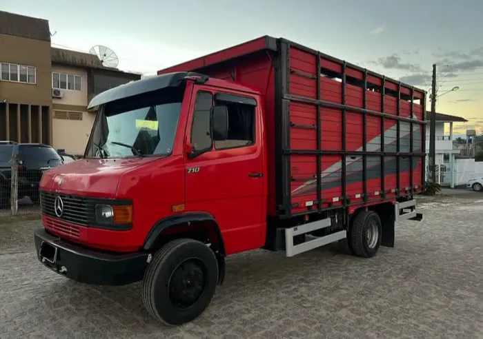 MB 710