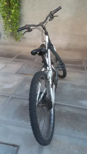 Bicicleta de Passeio Média