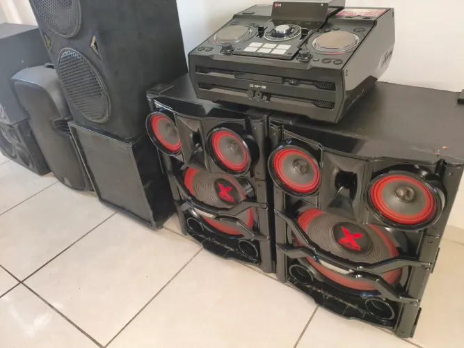 Tudo por 3.500,00 Sistemas de som DESAPEGO
