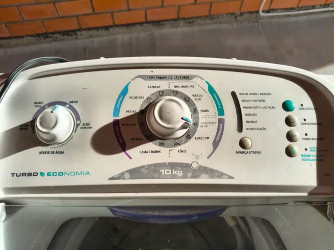 MÁQUINA DE LAVAR ROUPA ELECTROLUX 10KG