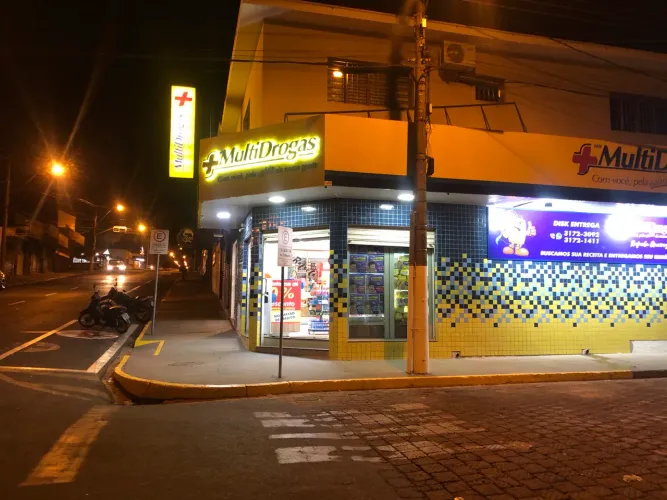 Farmácia à Venda - Estrutura Completa e Excelente Localização