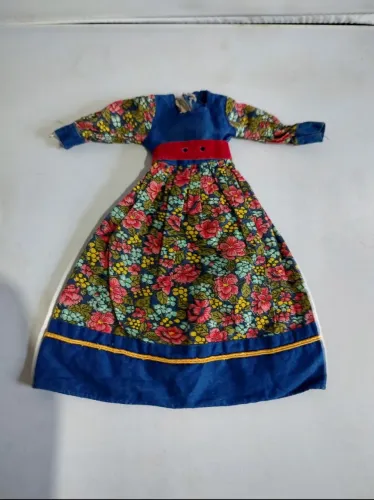 Roupa da boneca Susi