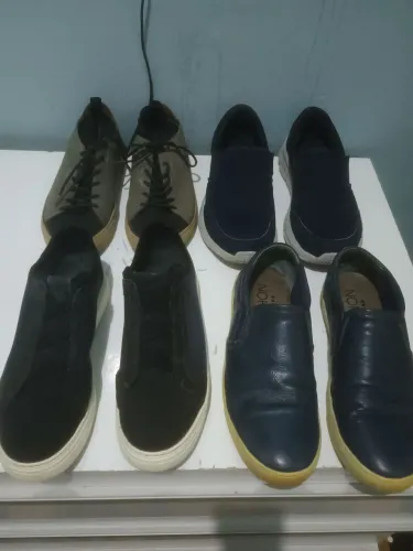 VENDE-SE ESSES SAPATOS MASCULINO, EM PERFEITOS ESTADOS. 40. 42.