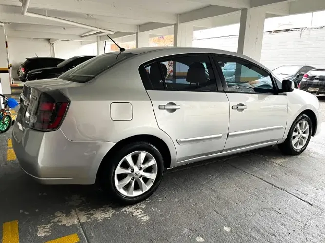 Nissan Sentra S 2.0/ 2.0 Flex Fuel 16V Aut. 2013