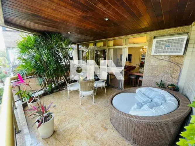 Apartamento : / Residencial / Barra da Tijuca