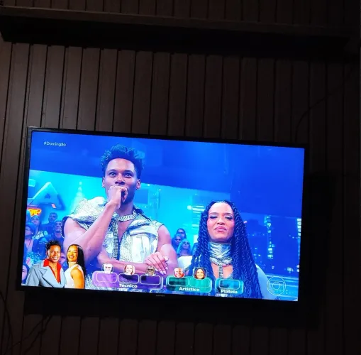 TVs