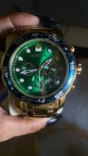 Relógio Invicta semi novo masculino 