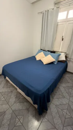 Cama bau queen usada