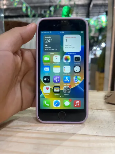 iPhone 8