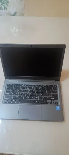 COMPUTADOR 11 POLEGADAS