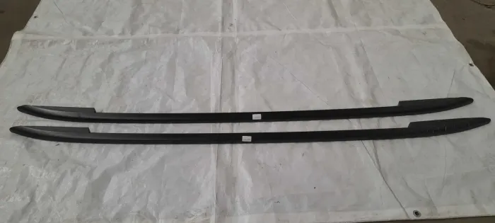 Rack Teto Vw Tiguan 2020 Detalhe 5nl860025a E 5nl860026a Preto