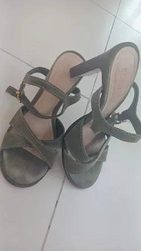 Sandália Schutz camurça verde militar salto grosso tamanho 36