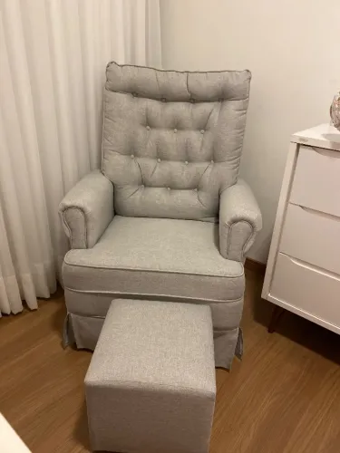 Poltrona amamentação 