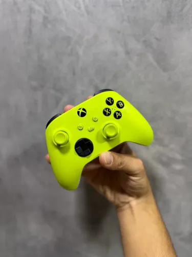Controle Xbox Sem Fio Microsoft - Electric Volt (Verde Neon) 
