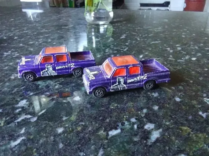 Miniaturas D20 majorette 1/64
