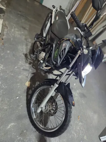 Crosser 2015