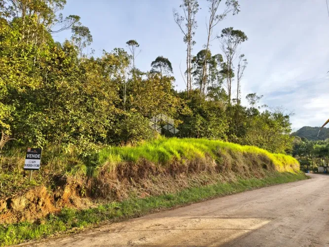 Vende-se terreno no bairro Belchior Baixo - Gaspar -SC.