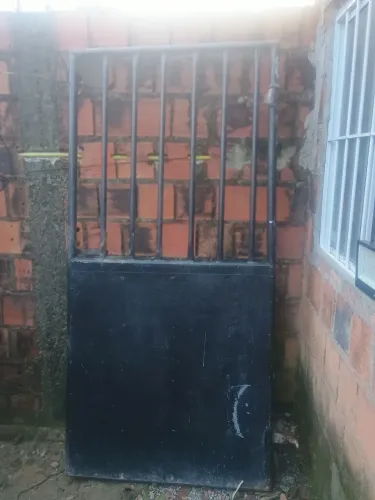 Portão 150 $