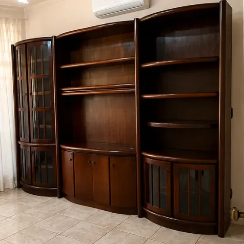 Estante de Madeira Maciça com Vidro para Sala - Muito conservada!