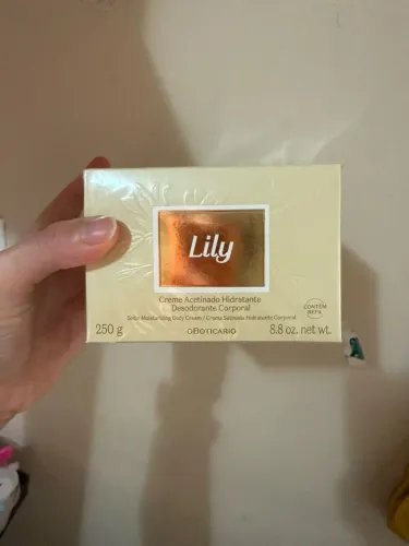 Hidratante Lily