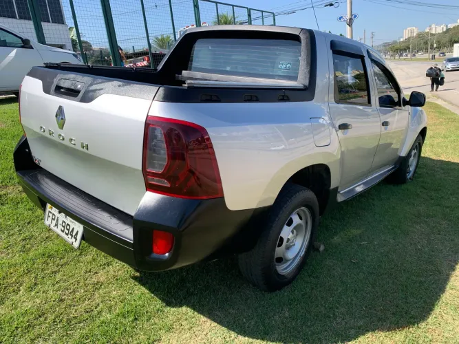 Renault Duster Oroch Exp. 1.6 Hi-flex 16V Mec. 2018