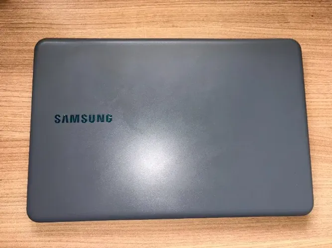 Notebook Samsung NP350XAA i7 8ª Geração, 12GB, 1TB, Placa NVIDIA + Monitor Brinde