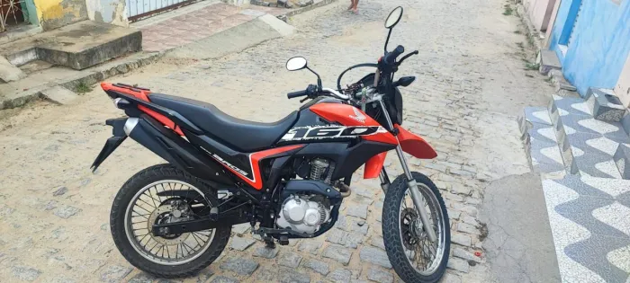 Bros 160 ESDD - R$18.000,00