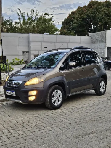 Fiat Idea Adv./ Adv.lock.dualogic 1.8 Flex 5P 2011