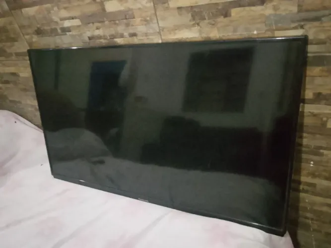 Tv Panasonic funcionando perfeitamente não e smart mais pega o aparelho Max pro 