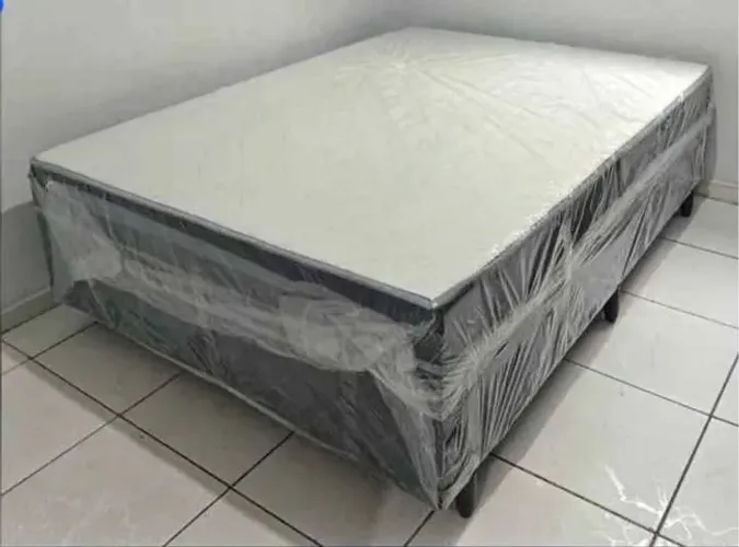 Cama box com molas