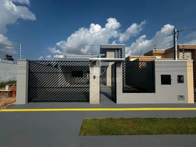 CASA NOVA COM 3 QUARTOS SENDO UMA SUITE A VENDA POR R$ 720 MIL REAIS NO JARDIM ITALIA III