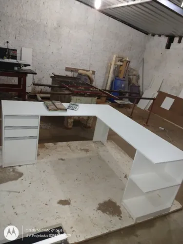 Mesa em L projetada