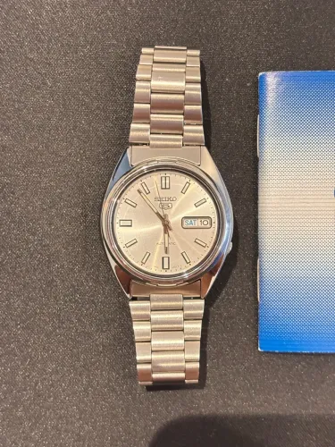Relógio Seiko 5 SNXS73
