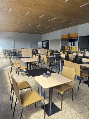 Conjunto Mesa + 2 Cadeiras Franco-Bachot