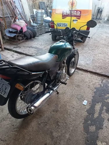 Moto cg 125 verde motor top marcador de gasolina funcionando!!! Escapamento com proteção!!