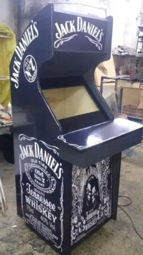 Fliperama retro gabinete vazio