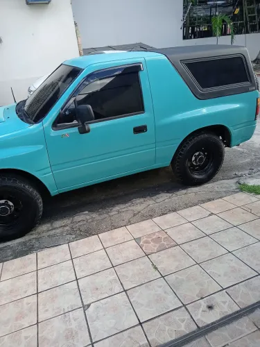 Isuzu Amigo 2.3 4x2/4x4 1992