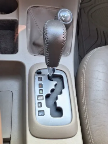Toyota Hilux SW4 SRV 4X4 4.0 V6 24V Aut. 2011