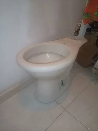 vendo vazo sanitário.