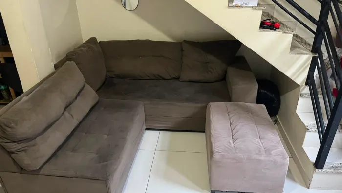 Sofá de canto semi novo