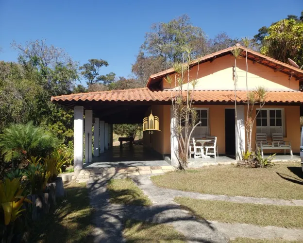 Sítio à Venda no Condomínio Vale do Ipê Amarelo em Esmeraldas - 14.220 m²