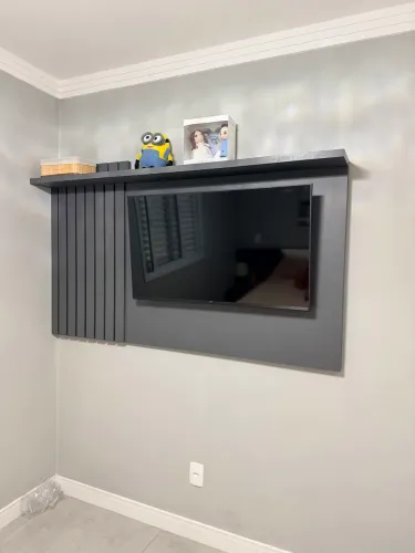 PAINEL PARA TV RIPADO - CINZA GRAFITE